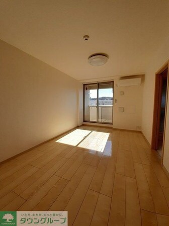 メゾン ソレイユIの物件内観写真